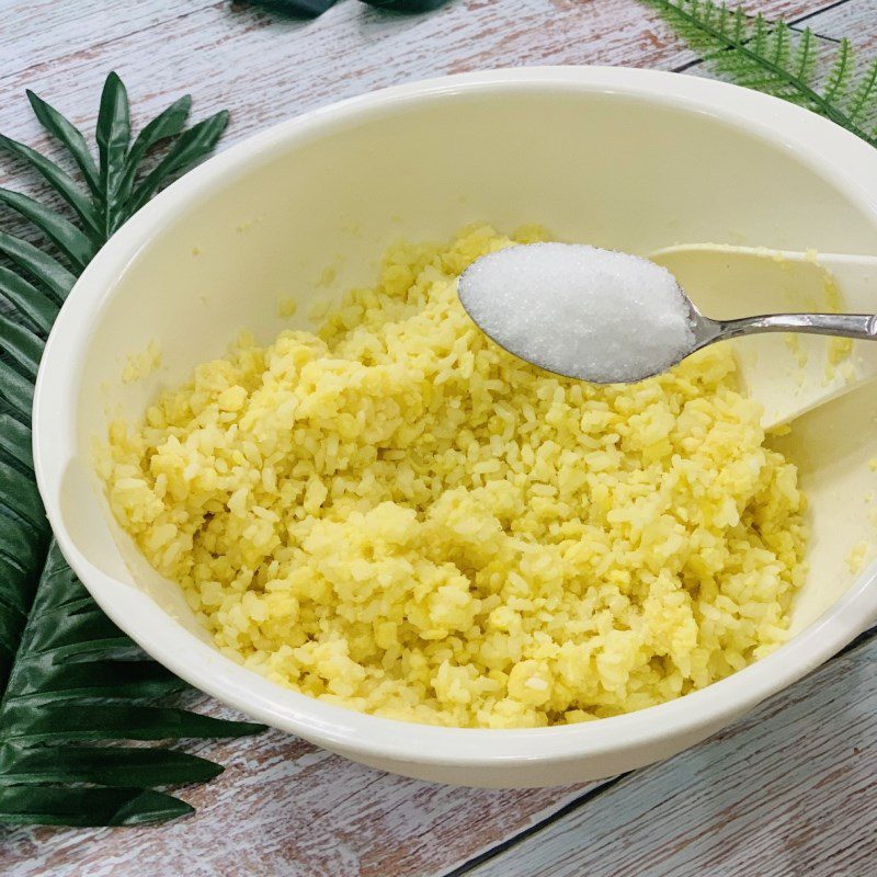 Step 4 Steaming sticky rice with coconut milk Sticky rice with coconut milk