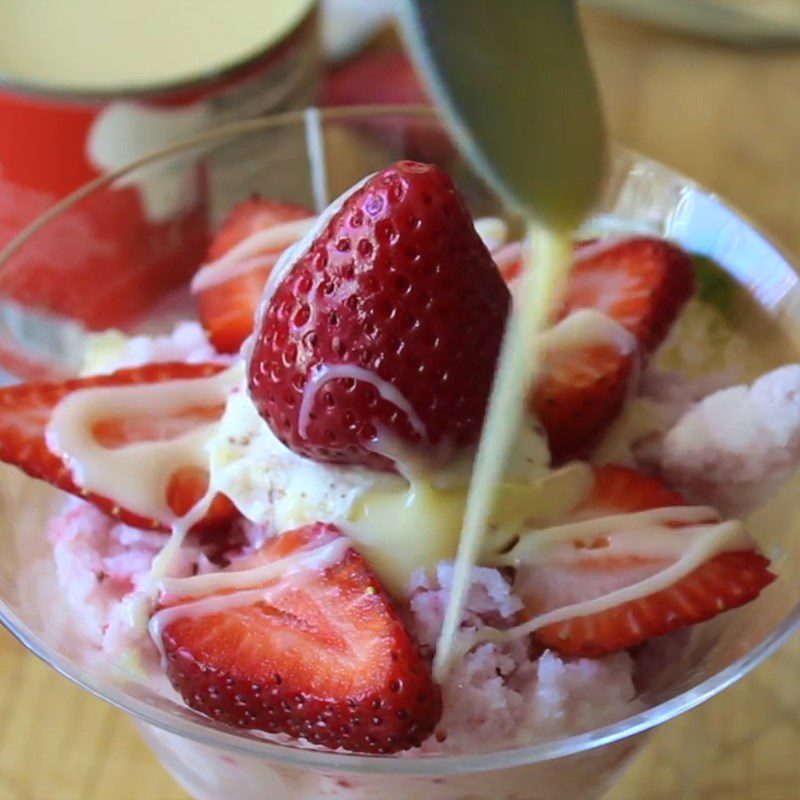 Step 4 Completion Strawberry Bingsu