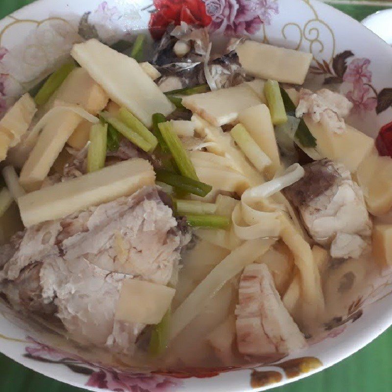 Step 4 Final product Sour barramundi soup with sour bamboo shoots