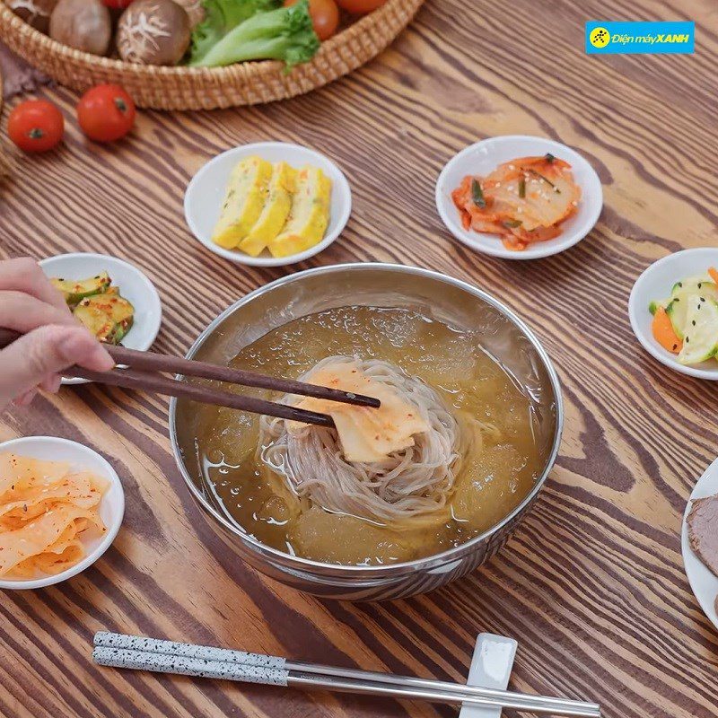 Step 4 Completion Cold Naengmyeon-mul