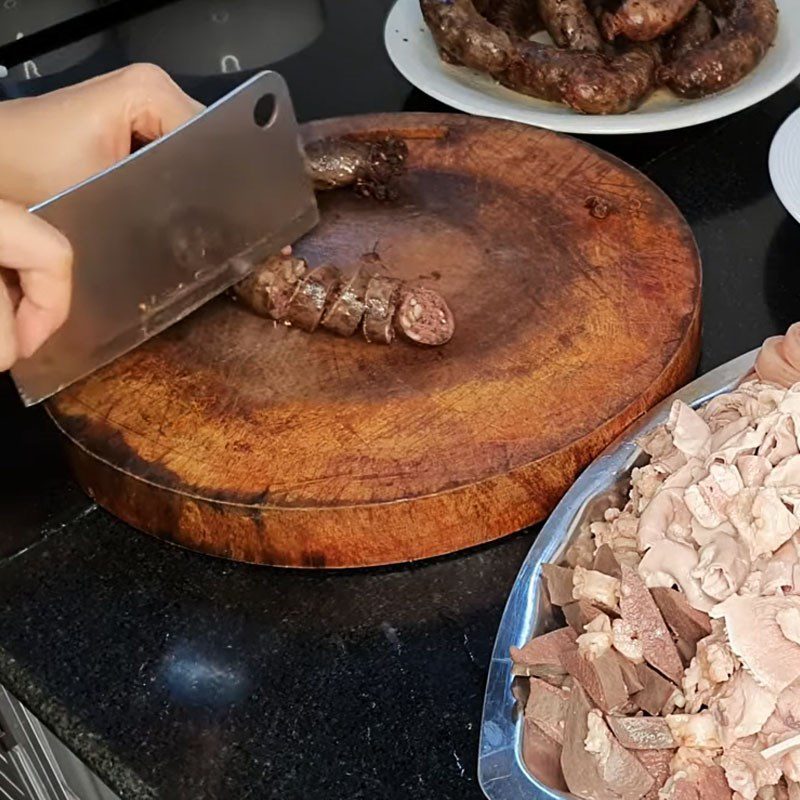 Step 11 Completion of Cái Tắc pork porridge