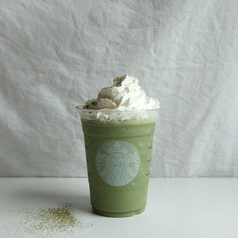 Step 3 Complete crushed ice matcha