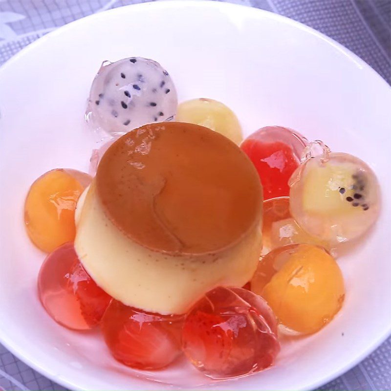 Step 3 Completion Caramel Jelly with Fruit