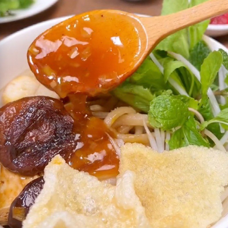 Step 5 Complete Vegetarian Cao Lau (Recipe shared by Tiktok Vegetarian Kitchen XANH)