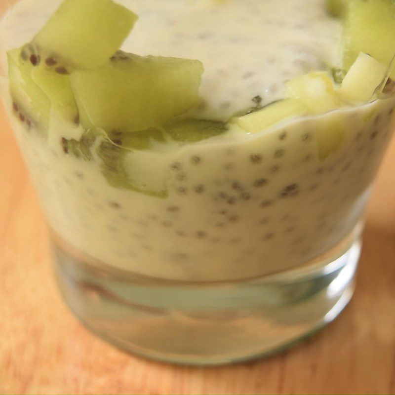 Step 3 Completion Chia seed yogurt with fruit