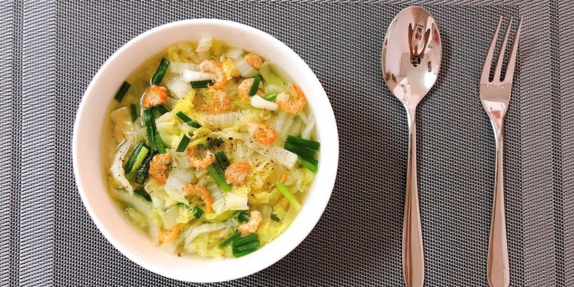 how to cook vegetable soup with dried shrimp delicious sweet and refreshing for meal 07677