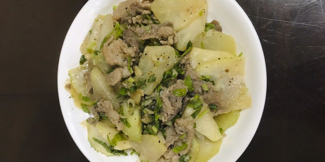 how to make delicious pork sauteed with sour sauce 16593