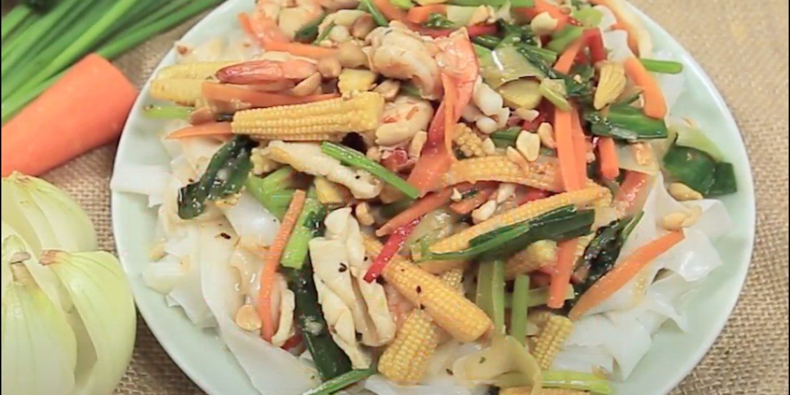 how to make delicious seafood noodle salad addictive 07860