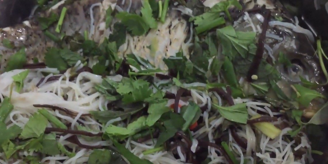 how to make delicious steamed carp with soft noodles simple to make at home 07714