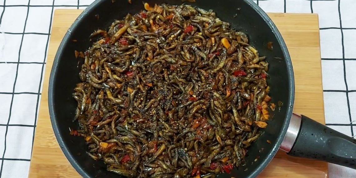 how to make dried salted fish deliciously satisfying for family meals 07310