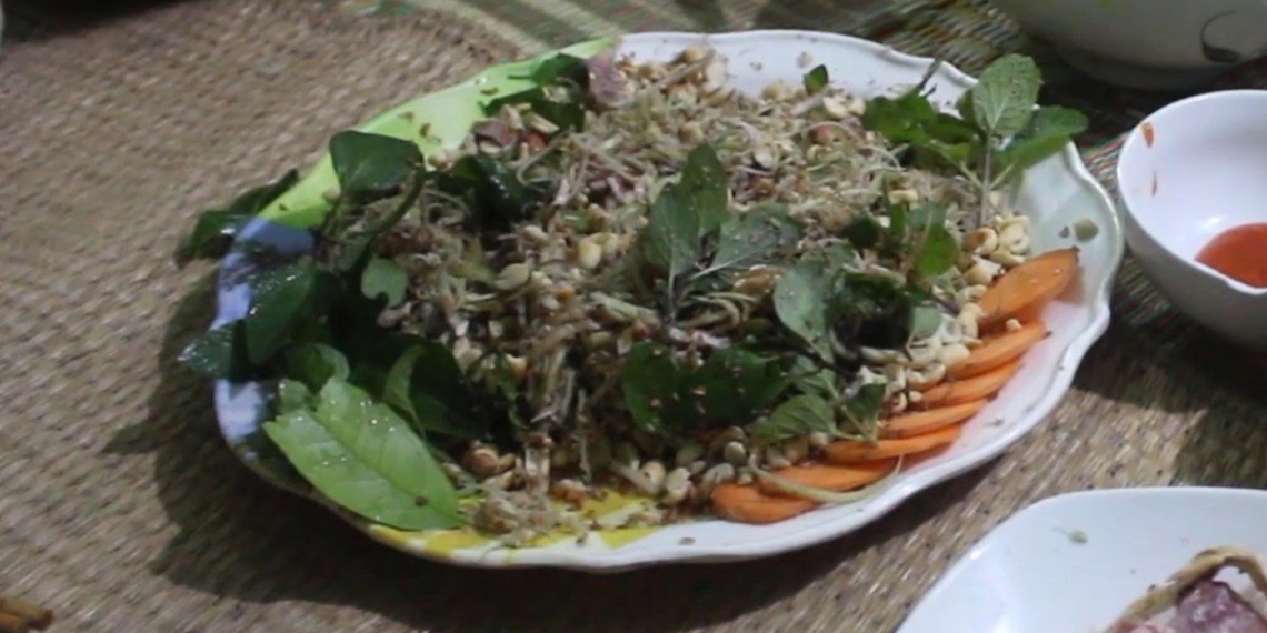 how to make dried squid salad with banana deliciously addictive not greasy 13113