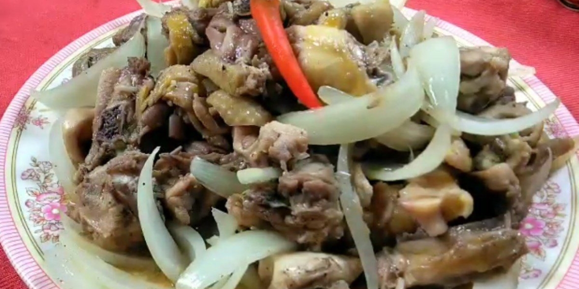 how to make simple stir fried chicken with onions delicious chicken meat eating joy 08362