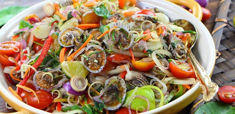 how to make spicy sour salad delicious and appetizing 01917