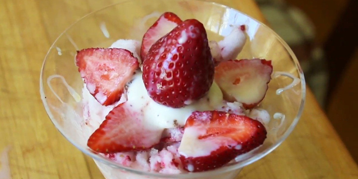 how to make strawberry sour sweet bingsu simple recipe ai 13231