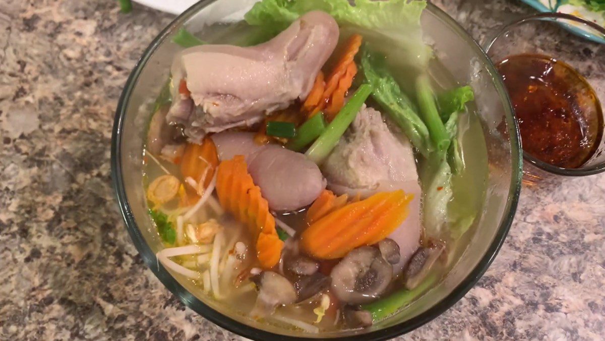 Pig Tail Noodle Soup