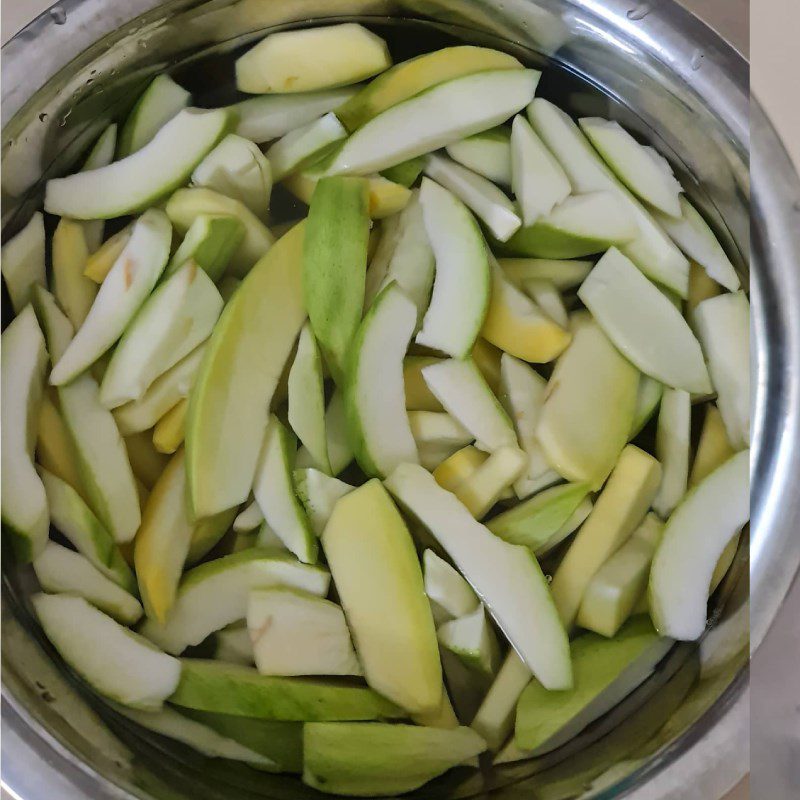 Step 1 Prepare ingredients for pickled young mango