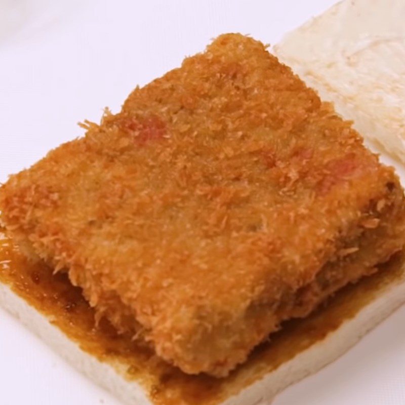 Step 4 Assemble the fried beef sandwich