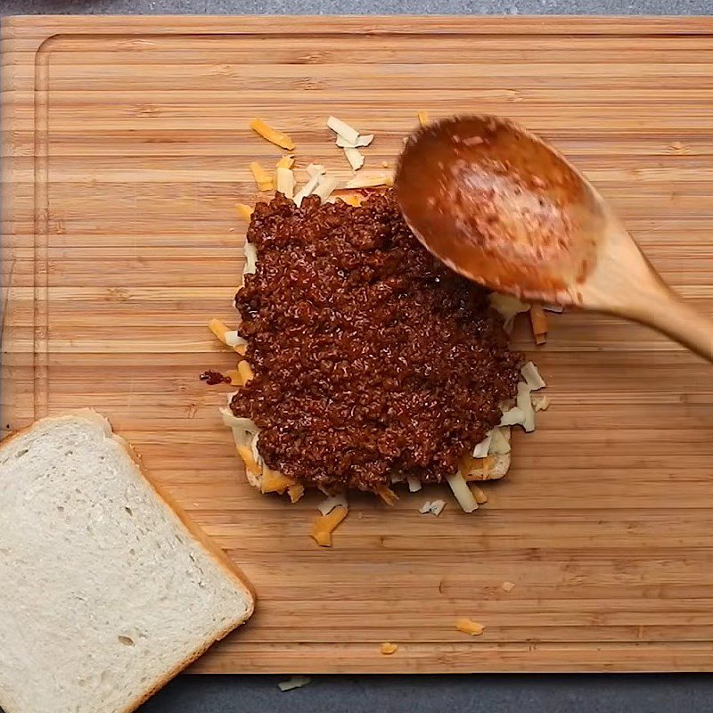 Step 2 Assemble sandwich Beef Cheese Sandwich