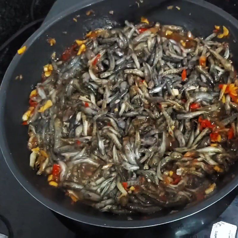 Step 3 Cooking the shrimp fish sauce