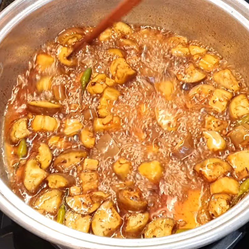 Step 3 Stewing eggplant Eggplant stew