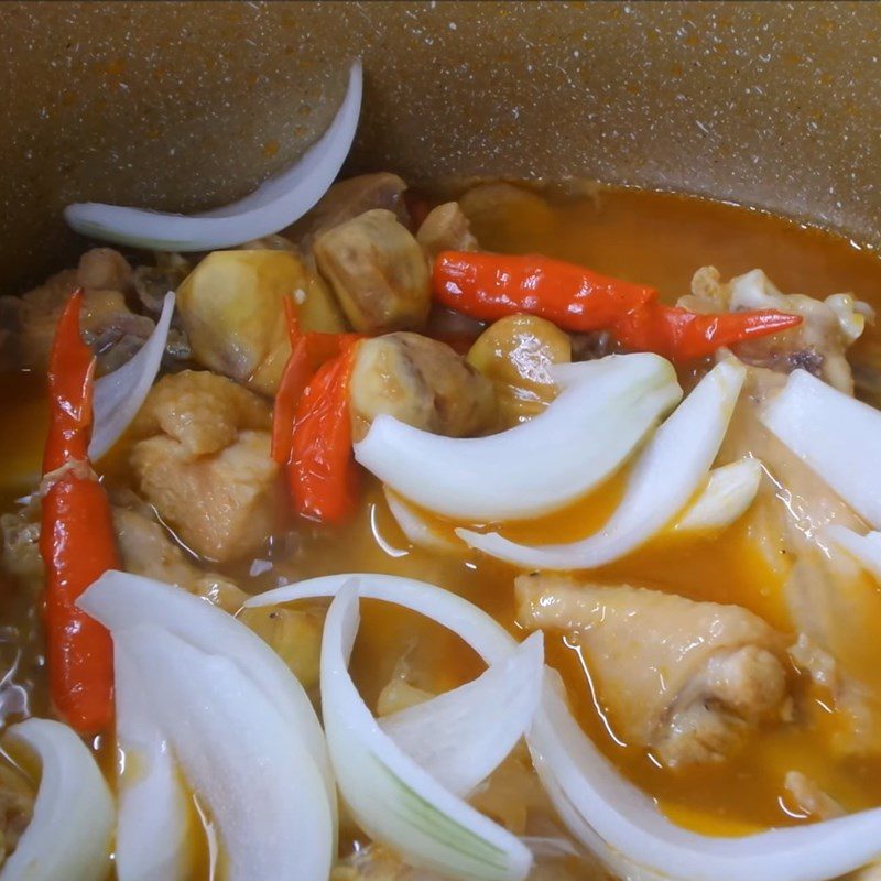 Step 5 Braised chicken Chicken with chestnuts