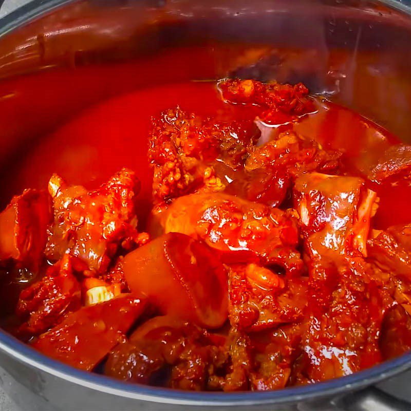 Step 5 Stew beef tongue Beef tongue stewed with carrots