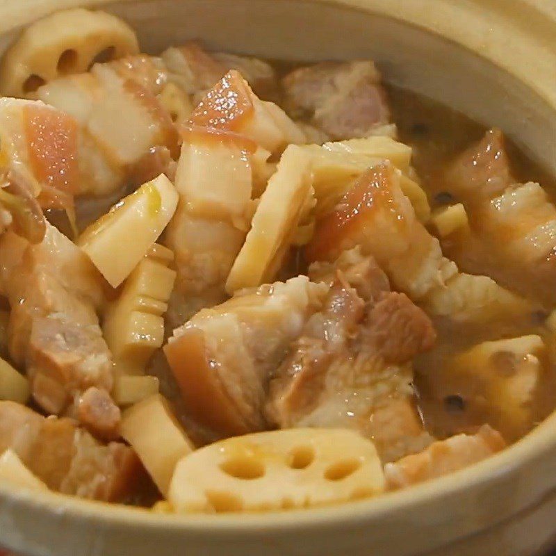 Step 5 Braised meat Braised lotus root meat