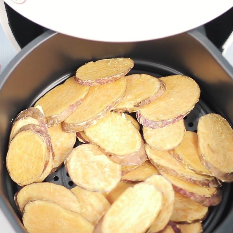 Step 4 Bake the sweet potato Oven-baked sweet potato with butter using an air fryer