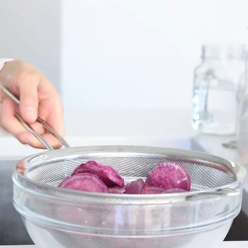 Step 1 Prepare purple sweet potatoes Roasted purple sweet potatoes using an air fryer