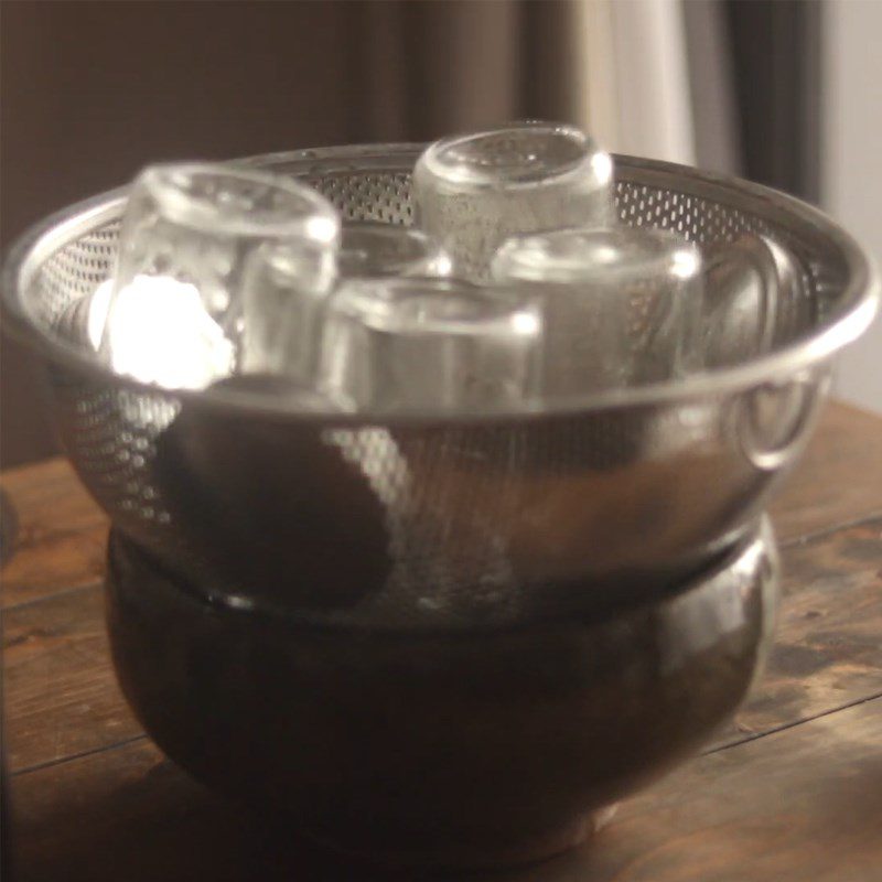 Step 1 Sterilize the Soy Yogurt container