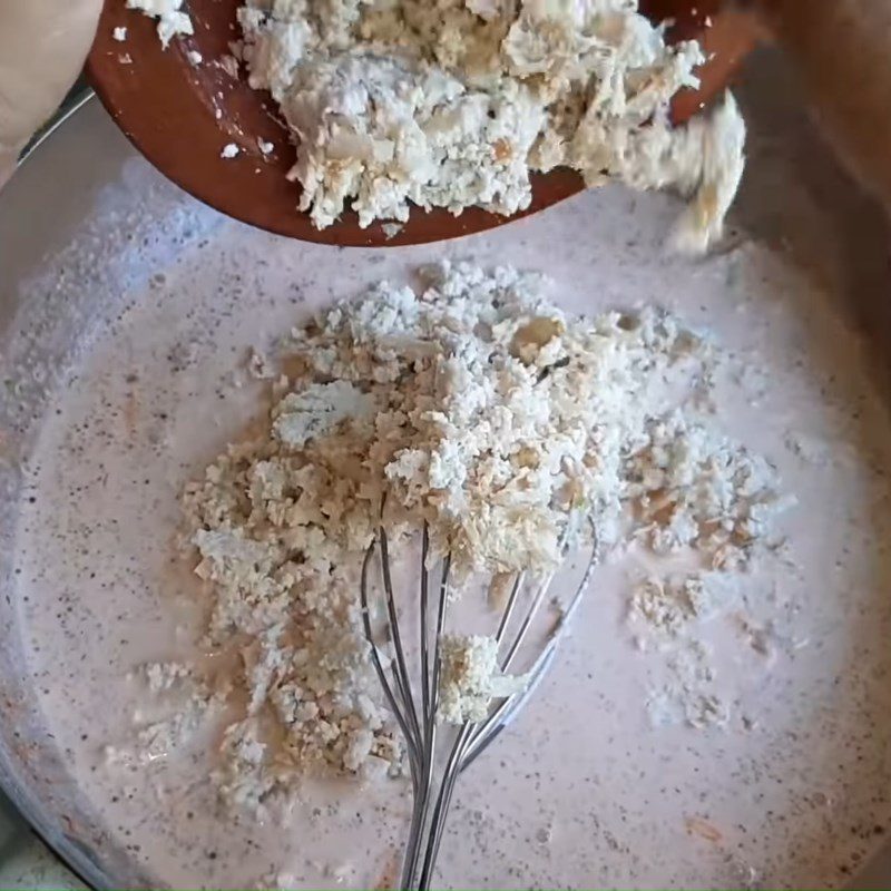 Step 3 Mixing the dough Vegetarian sausage from short ribs and white tofu