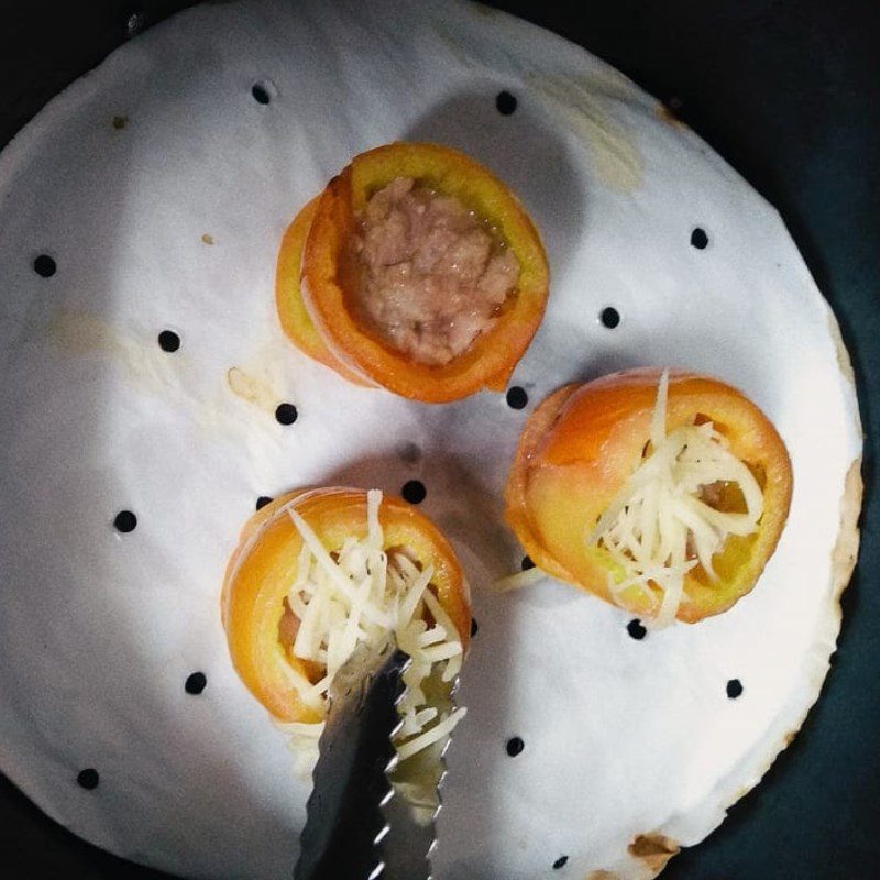 Step 4 Make stuffed tomatoes Stuffed tomato with ground meat using an air fryer