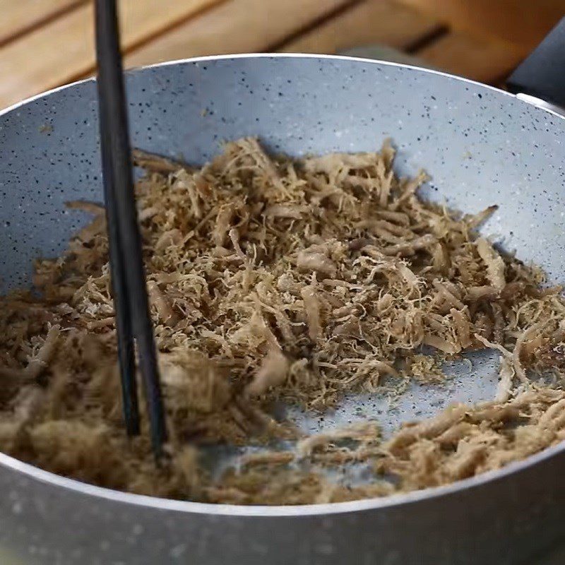 Step 4 Making shredded pork