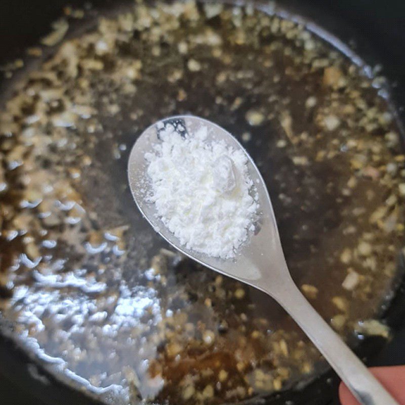 Step 4 Stir-fried quail eggs with garlic butter Stir-fried quail eggs with garlic butter