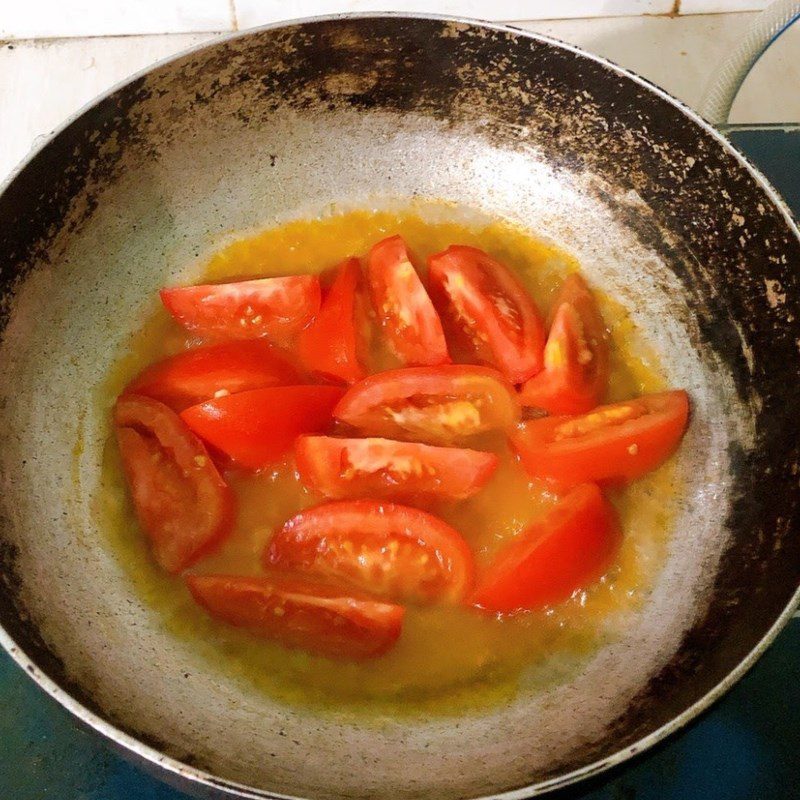 Step 2 Making tofu with tomato sauce Vegetarian tofu with tomato sauce