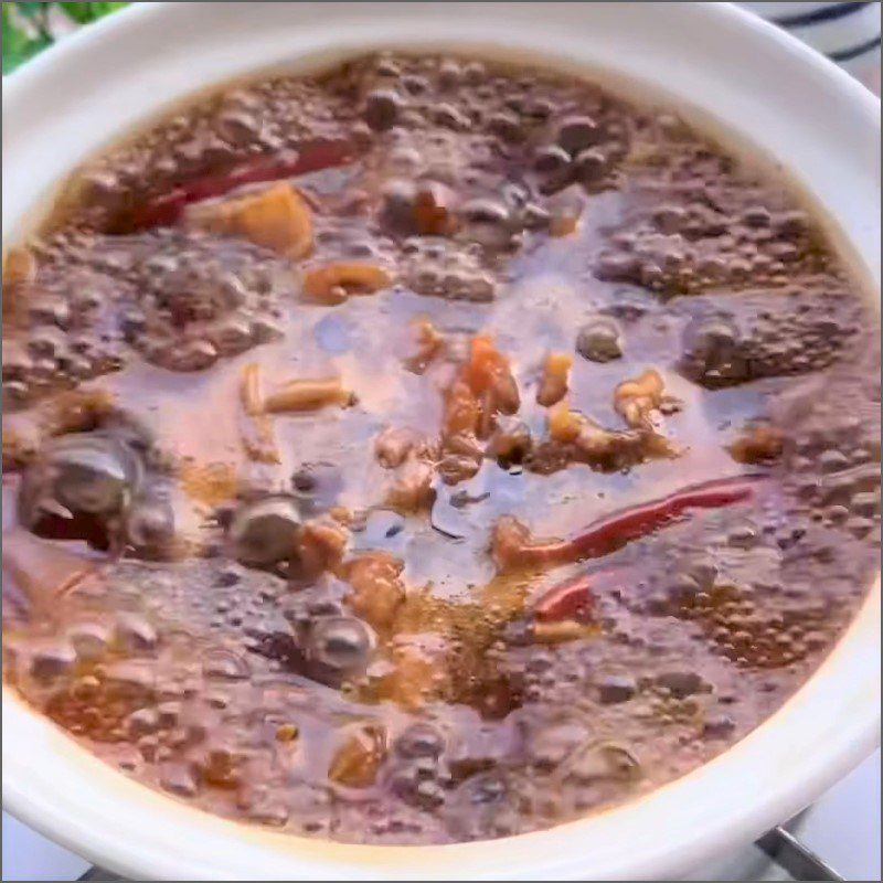 Step 3 Make the beef tendon stew with five spices Beef tendon stew with five spices