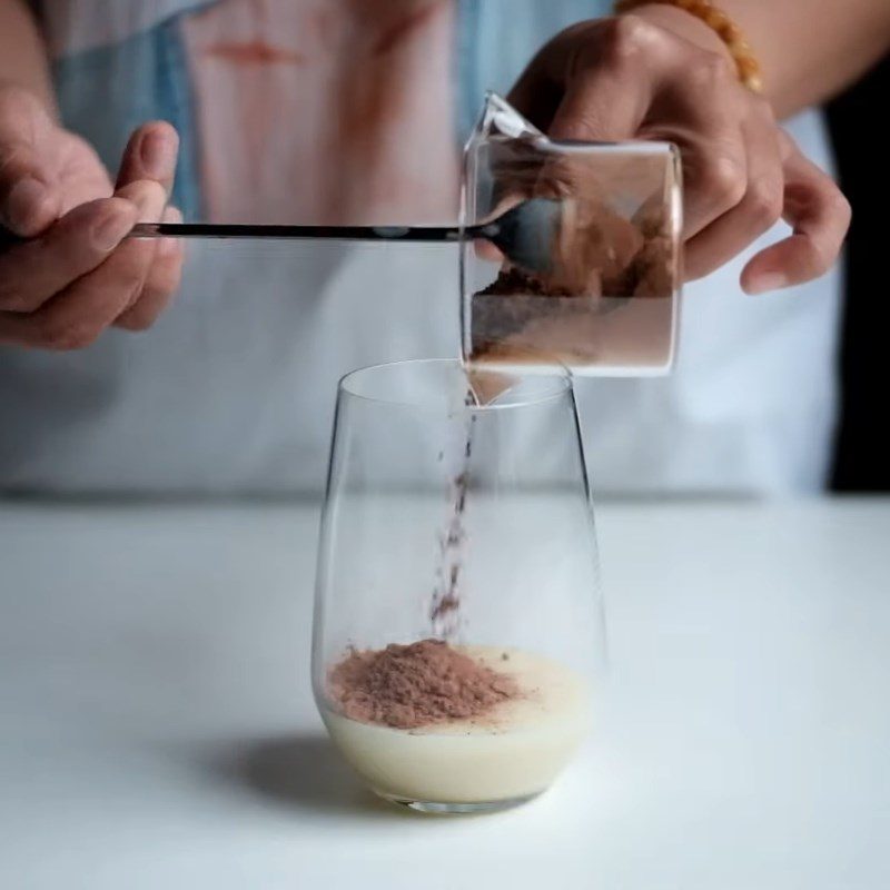 Step 1 Make the melted chocolate mixture Melted Ice Chocolate Milk