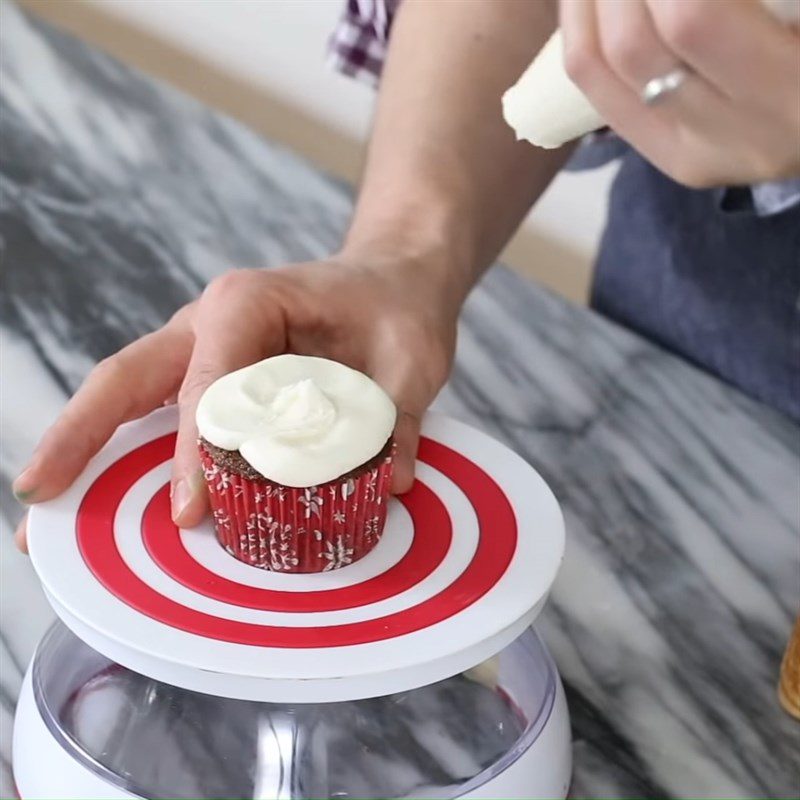 Step 6 Cake Decoration Christmas Tree Cupcake