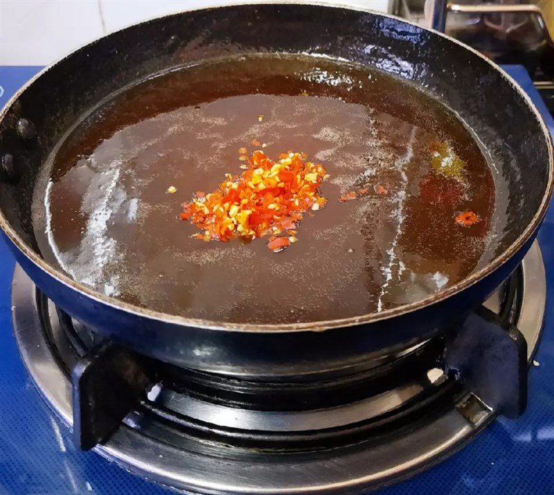 Step 4 Making Tamarind Sauce - Crispy Fried Eel with Tamarind Sauce