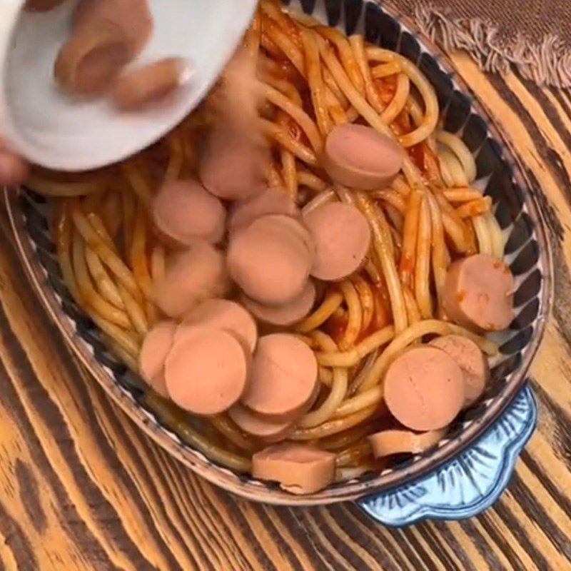 Step 2 Make baked macaroni Baked macaroni and cheese (Recipe shared from TikTok Cooking with TasteVN)