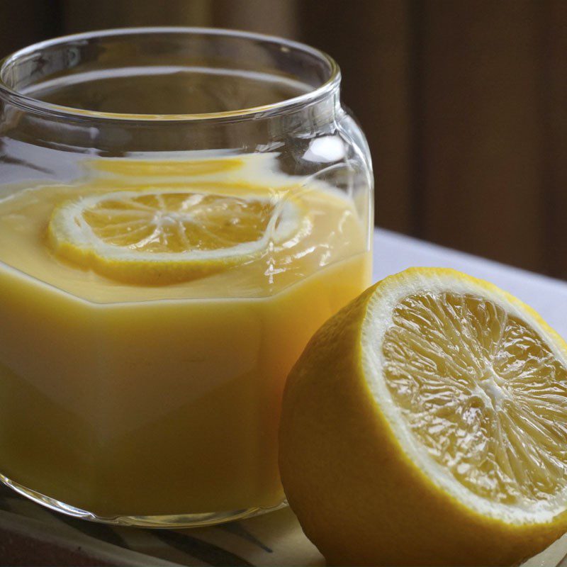 Step 1 Make the yellow lemon butter sauce Strawberry Cake with Lemon Butter Sauce