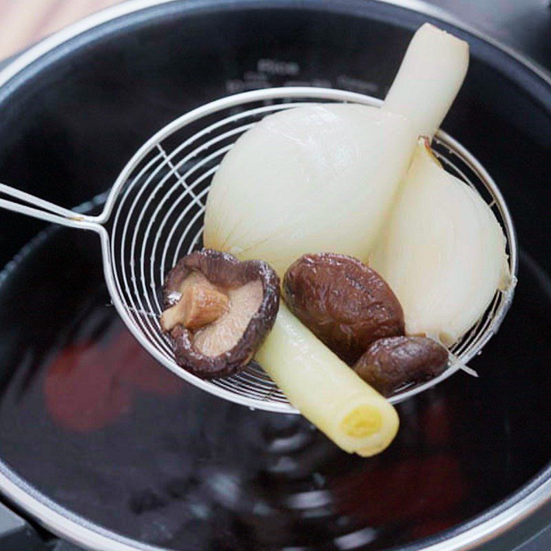Step 2 Making the broth Cold Noodles Naengmyeon-mul