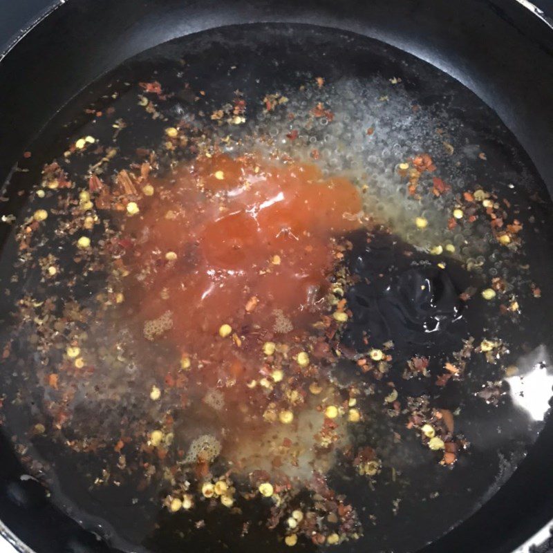 Step 3 Make the sauce for Tokbokki with leftover rice (recipe shared by users)