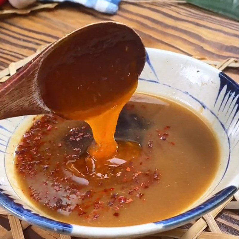 Step 2 Make the sauce for Beef with Oyster Sauce (Recipe shared from TikTok Cooking with TasteVN)