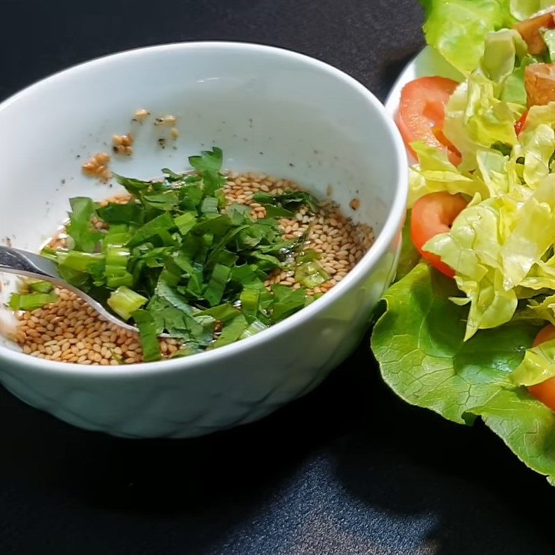 Step 4 Make the dressing Tofu salad with lettuce and tomato