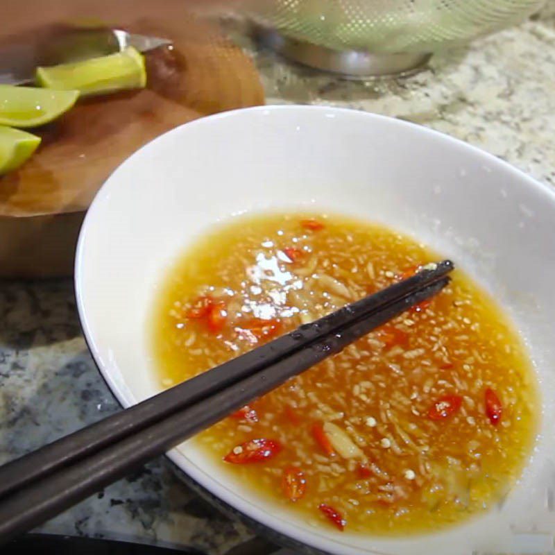 Step 6 Making the salad dressing Thai colorful beef salad