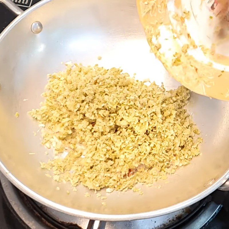 Step 4 Make the fermented soy sauce Catfish braised with fermented soybeans