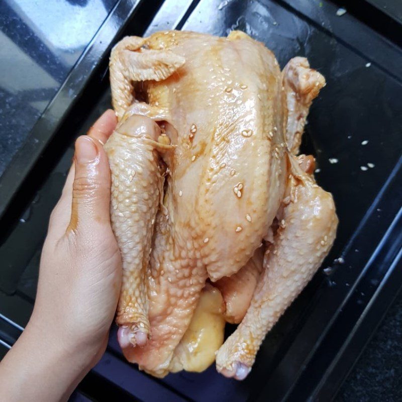 Step 2 Make the marinade and marinate the chicken Grilled chicken with Mac Mat leaves using an oven