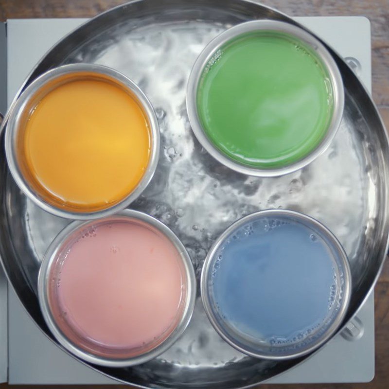 Step 2 Make colored jelly using a syringe