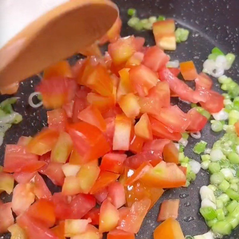 Step 3 Make the tomato sauce for tofu with vegetarian tomato sauce (Recipe shared by Tiktok Vegetarian Kitchen XANH)